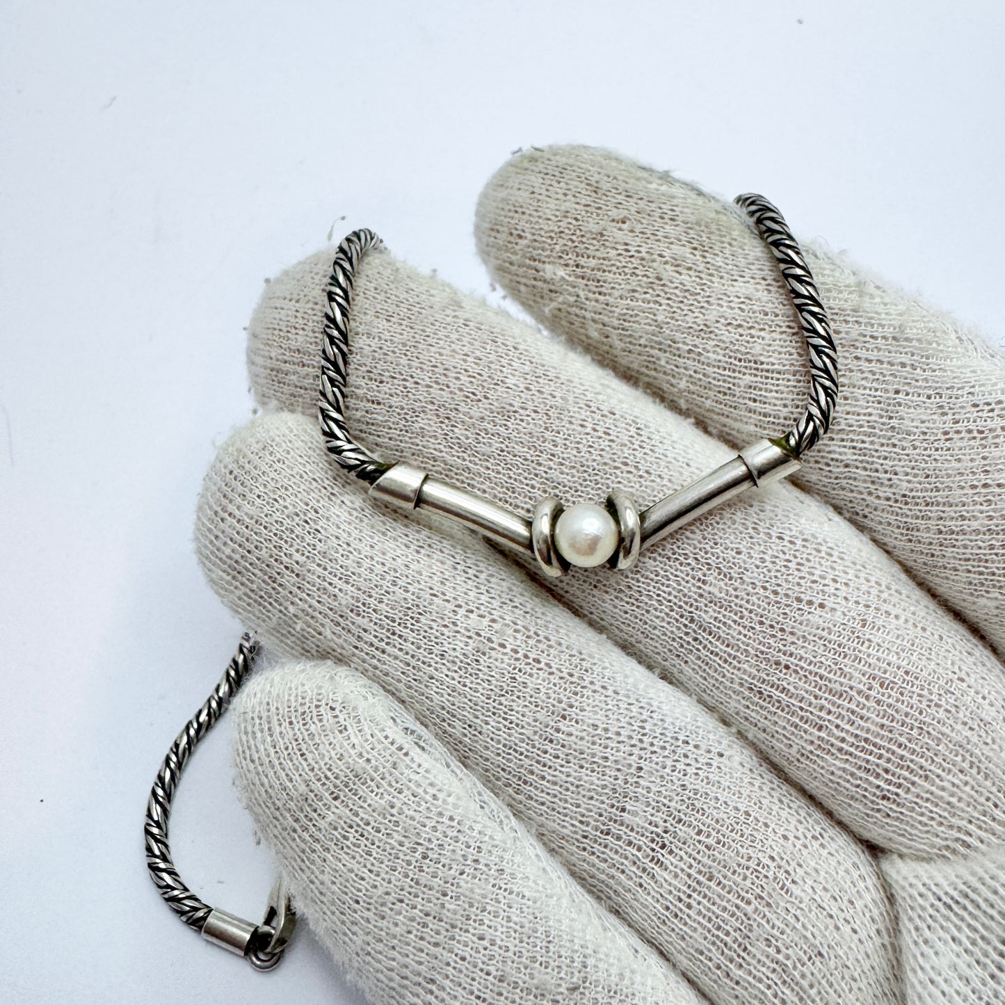 Rauff, Denmark. Vintage Sterling Silver Pearl Necklace.