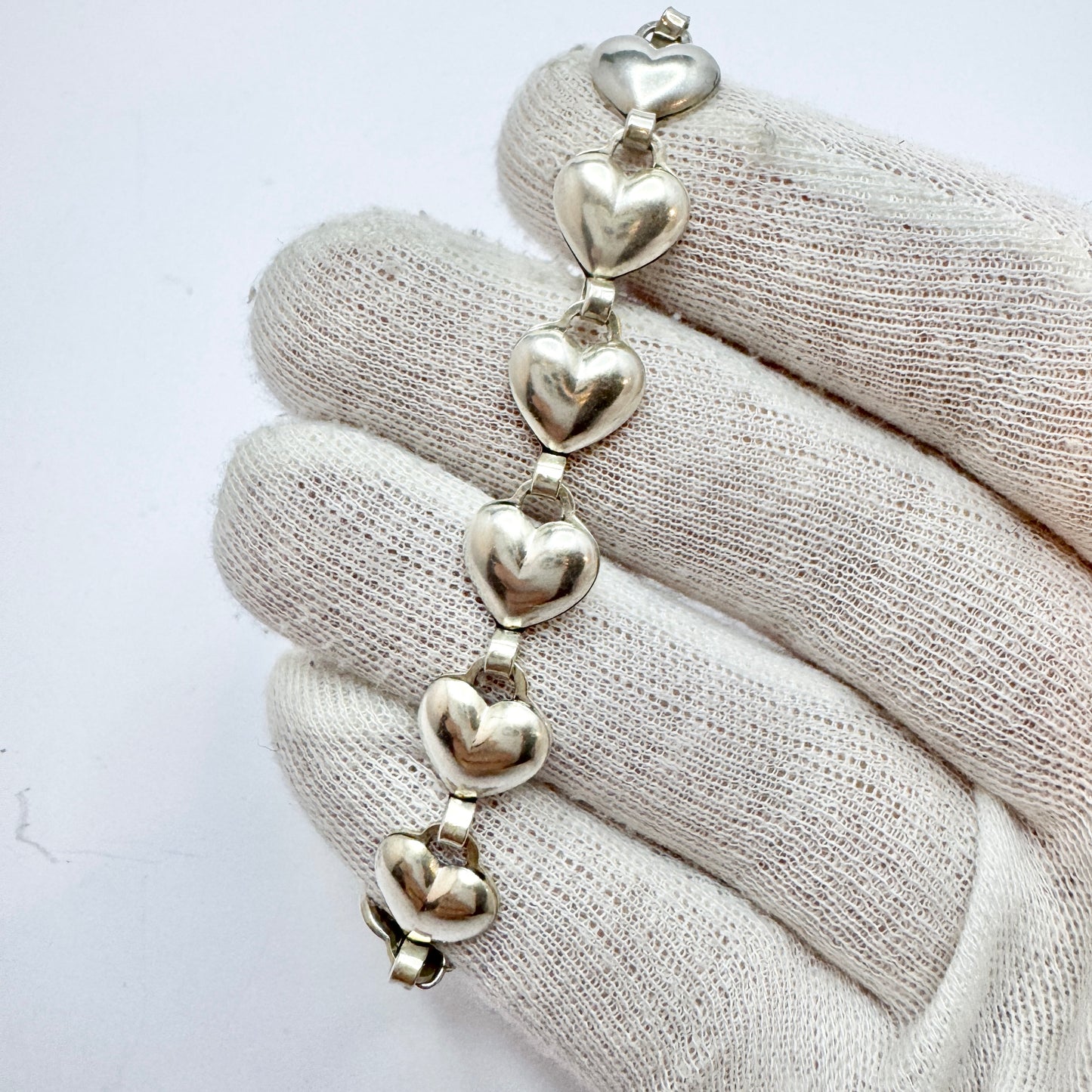 Herman Siersbøl, Denmark 1950-60s. Vintage Sterling Silver Heart Bracelet.