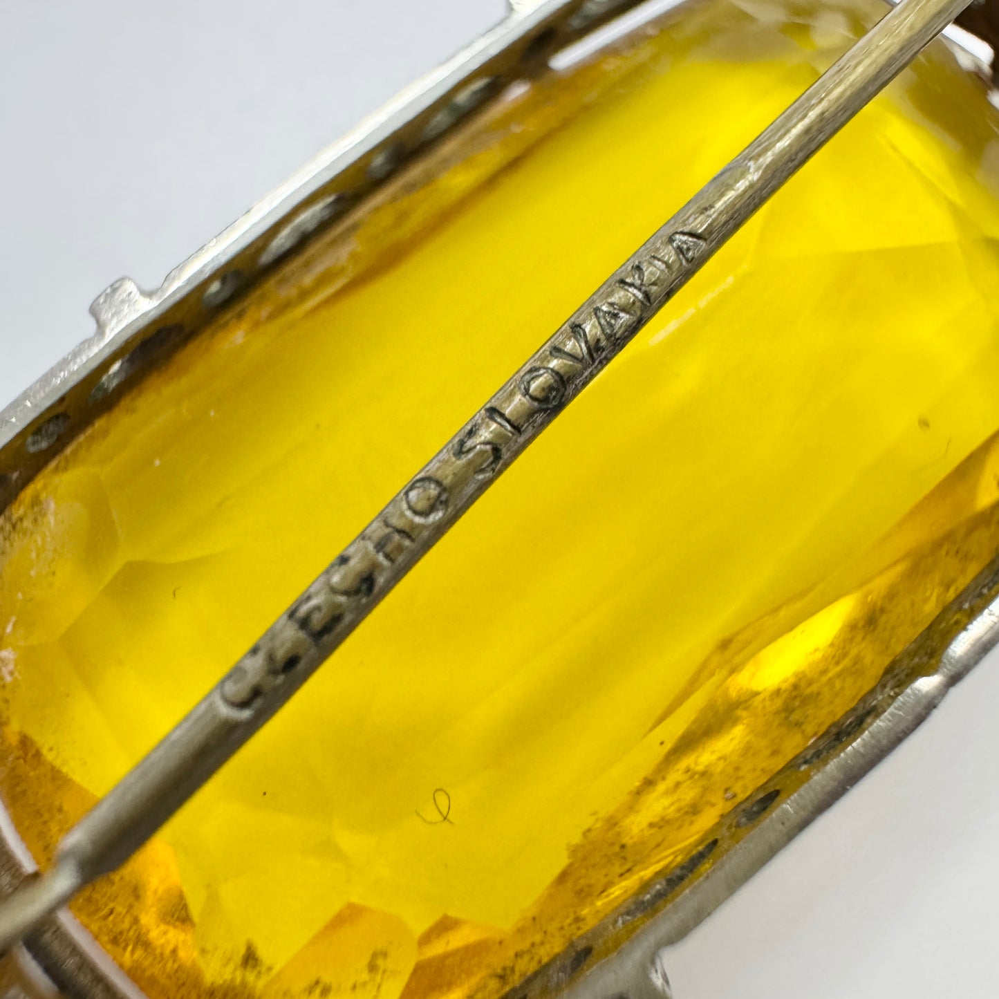 Marked Czechoslovakia Vintage ca 1930s Costume Jewelry Brooch.