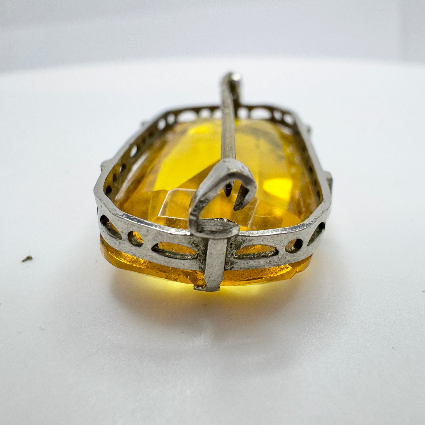 Marked Czechoslovakia Vintage ca 1930s Costume Jewelry Brooch.