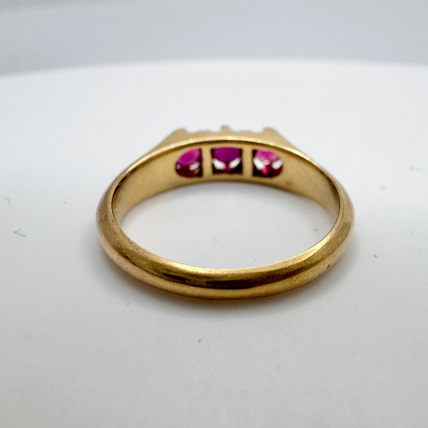 N Westerback, Finland 1972. Vintage 14k Gold Sapphire Ring
