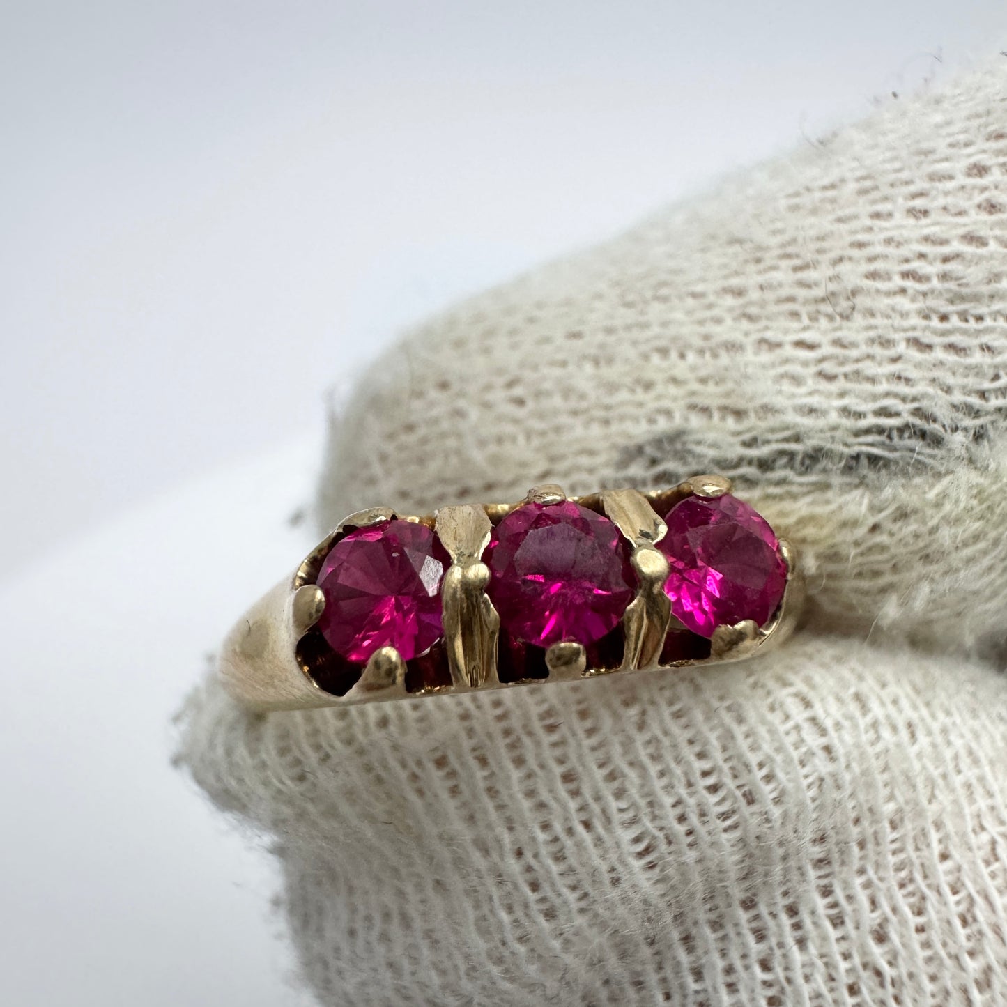 N Westerback, Finland 1972. Vintage 14k Gold Sapphire Ring