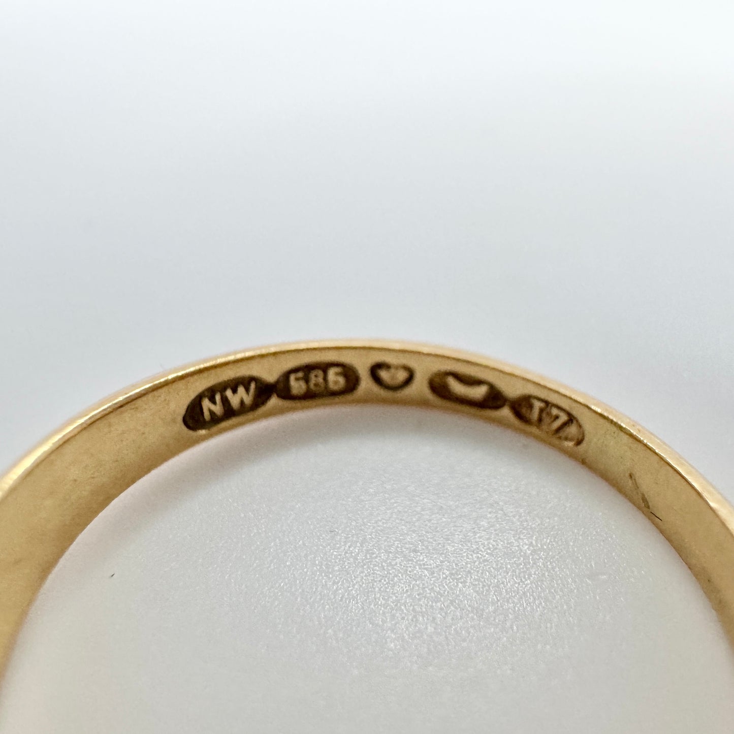 N Westerback, Finland 1972. Vintage 14k Gold Sapphire Ring