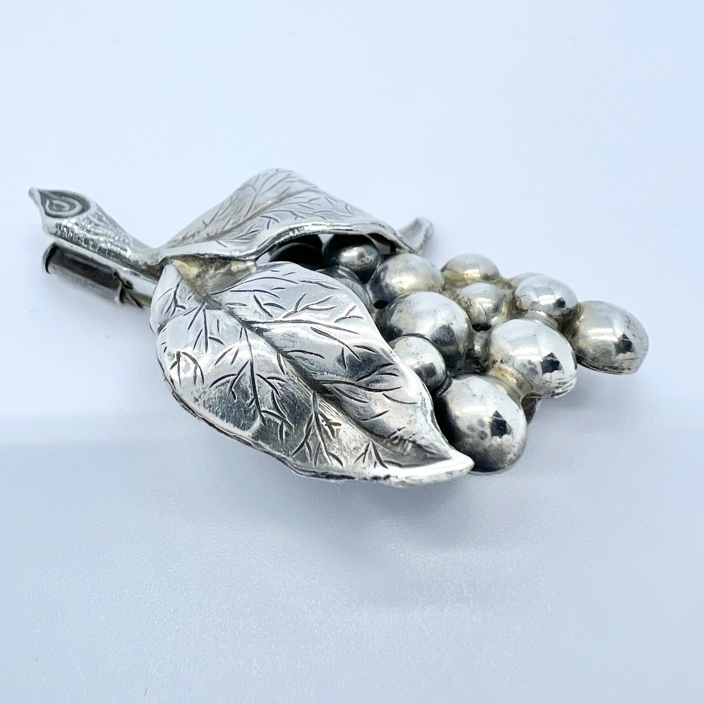 Pinco, Sweden 1953 Vintage Solid Silver Grape Cluster Brooch.