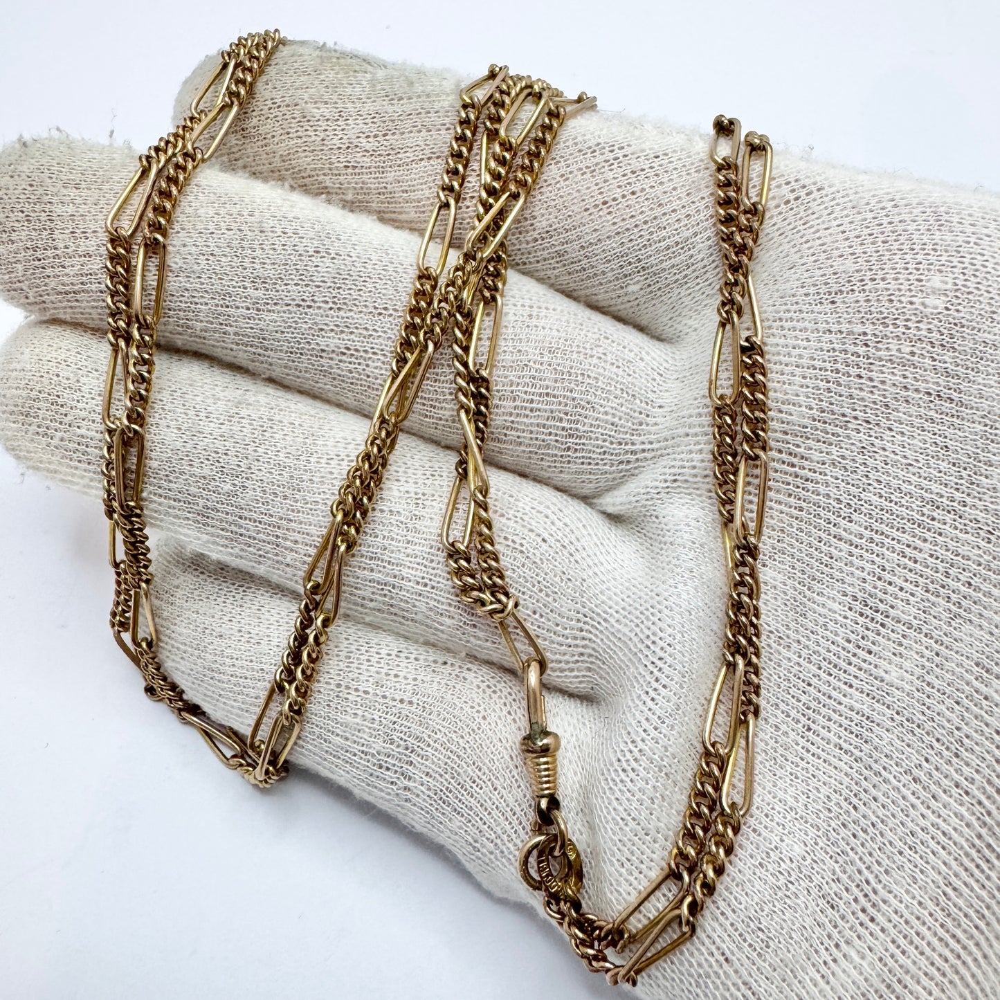 Early 1900s Antique Gold Doublé Watch Chain in Necklace Length.