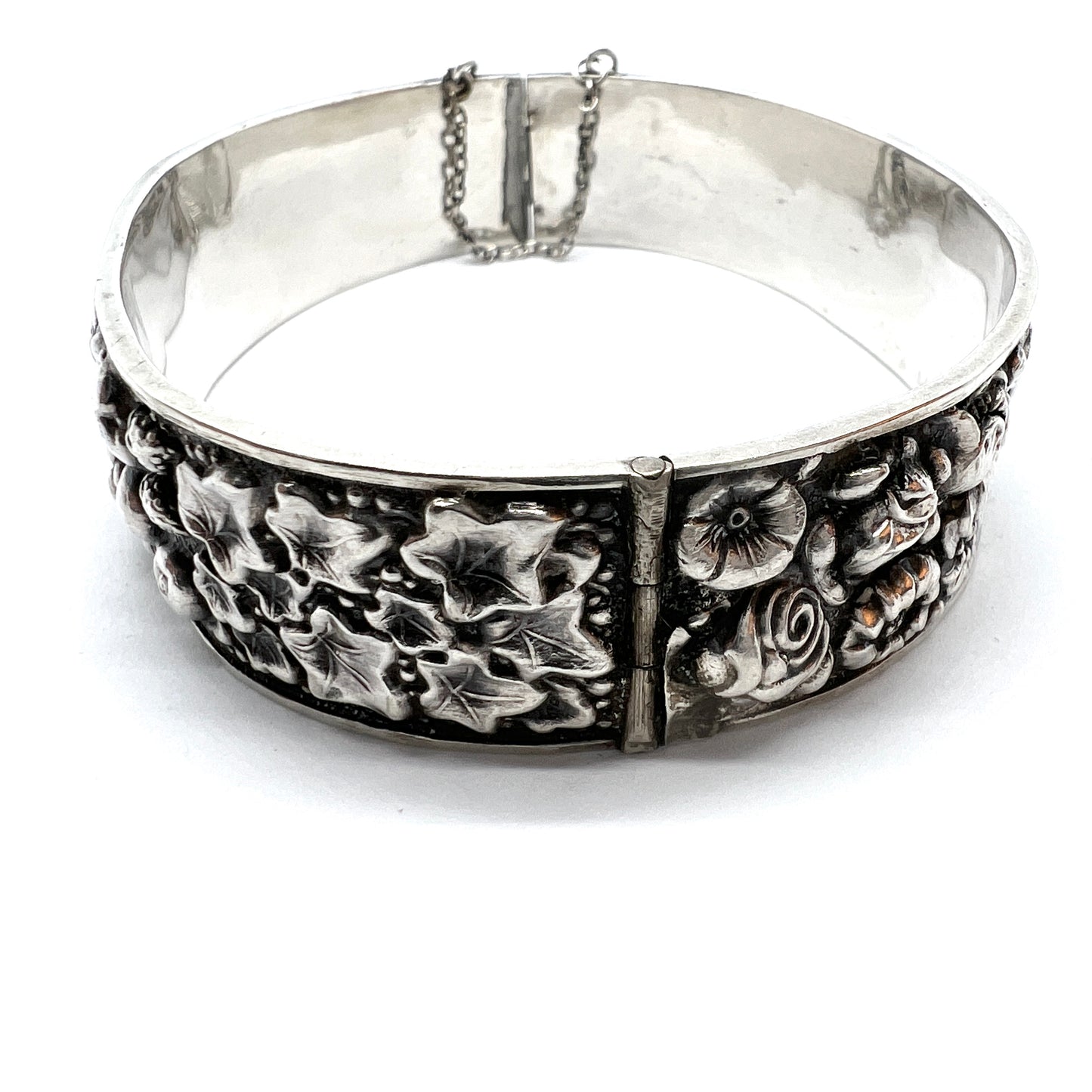 Portugal 1940s Mid Century 833 Silver Hinged  Flower Bangle Bracelet.