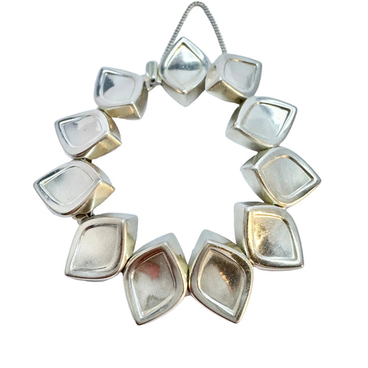 Michelsen, Sweden 1959. Vintage Mid-Century Modern Sterling Silver Bracelet.