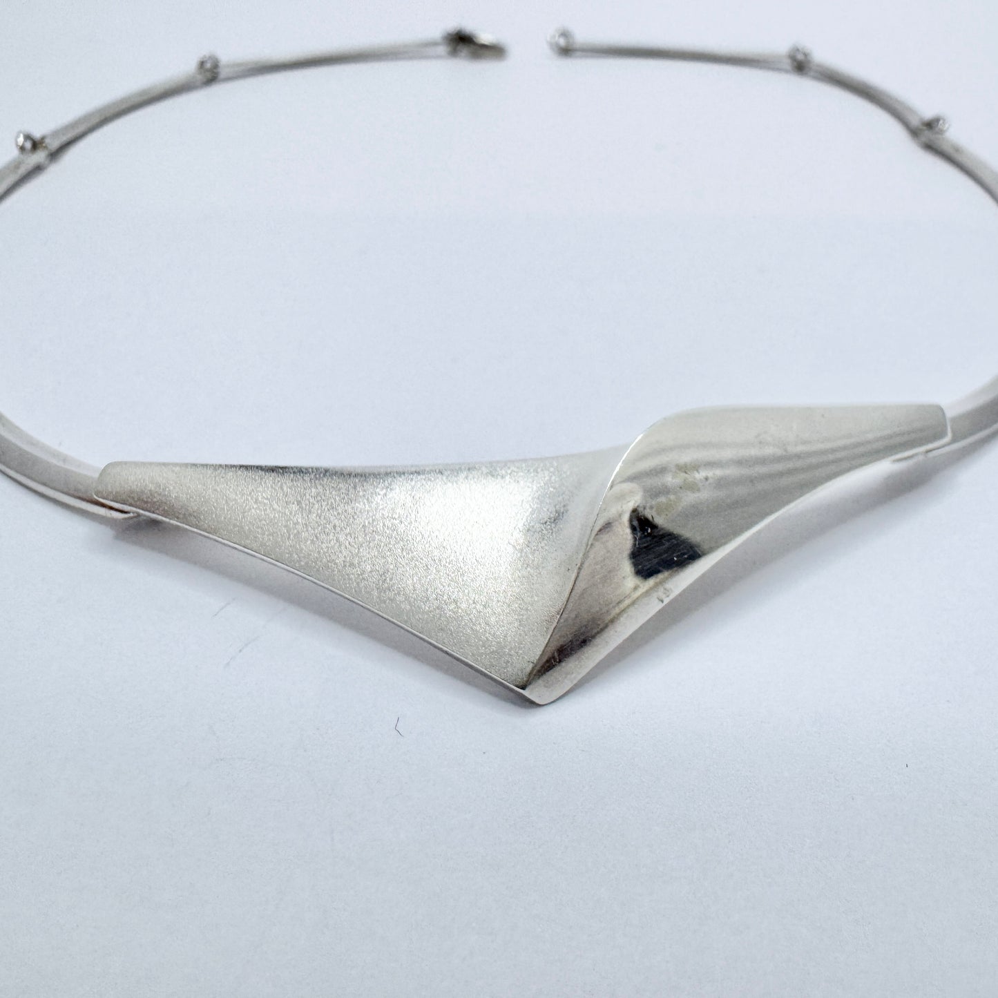 Matti J Hyvarinen, Finland. Vintage Sterling Silver Necklace.