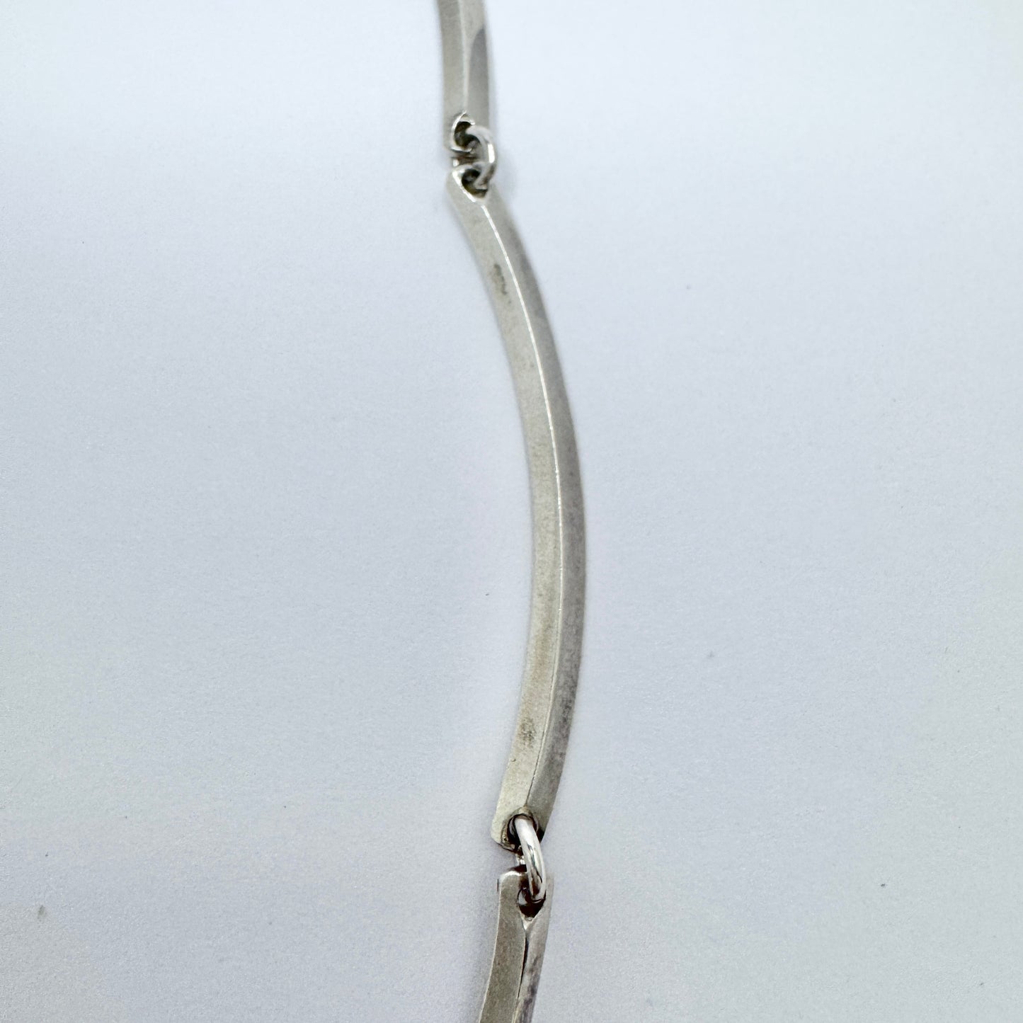 Matti J Hyvarinen, Finland. Vintage Sterling Silver Necklace.