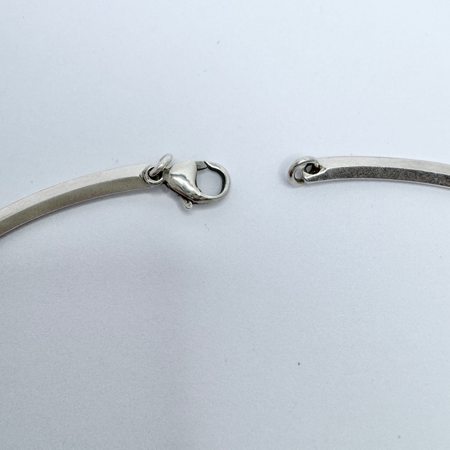 Matti J Hyvarinen, Finland. Vintage Sterling Silver Necklace.