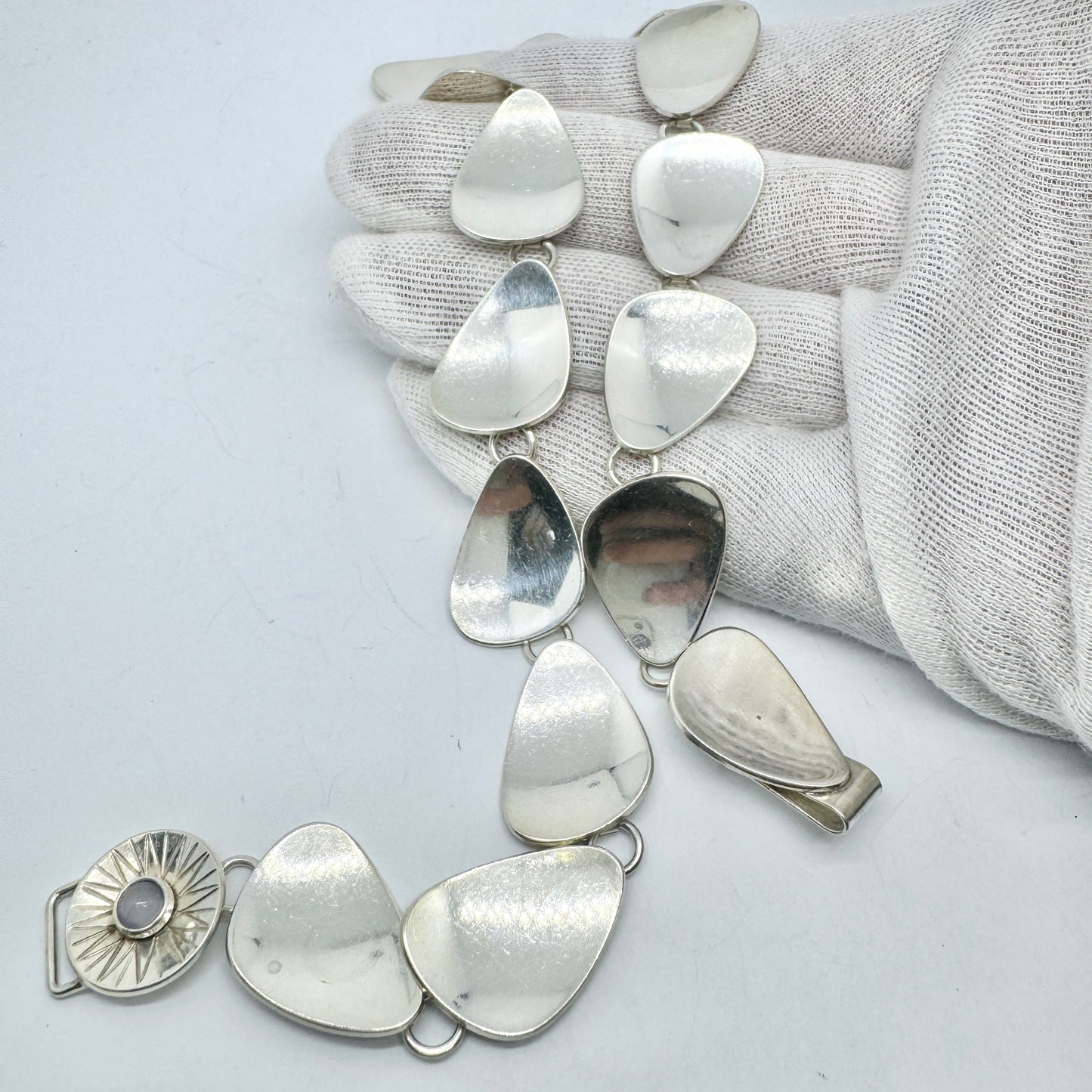 Per Sköld, Sweden 1957. Vintage Sterling Silver Chalcedony Necklace.