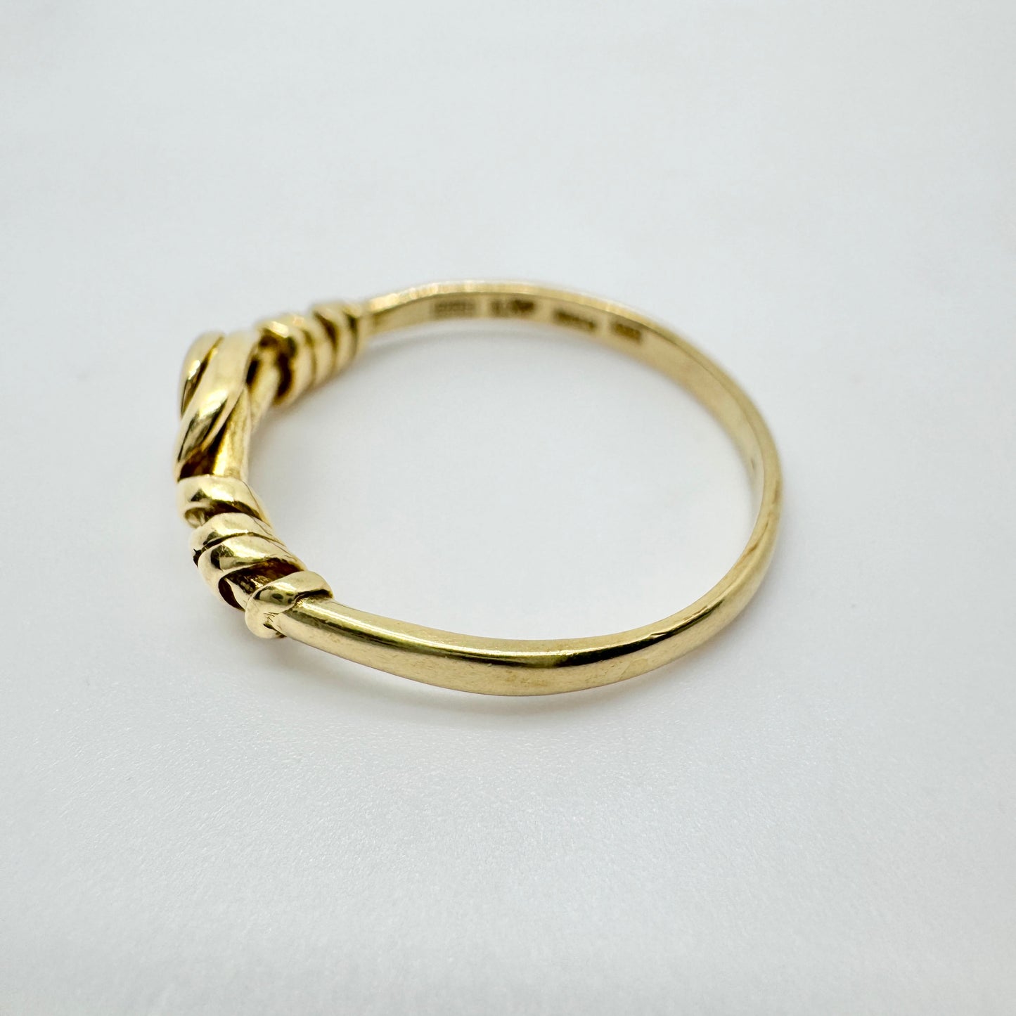 Bengt Hallberg, Sweden 1991. Vintage Viking Copy Love Knot Wedding Band Ring.