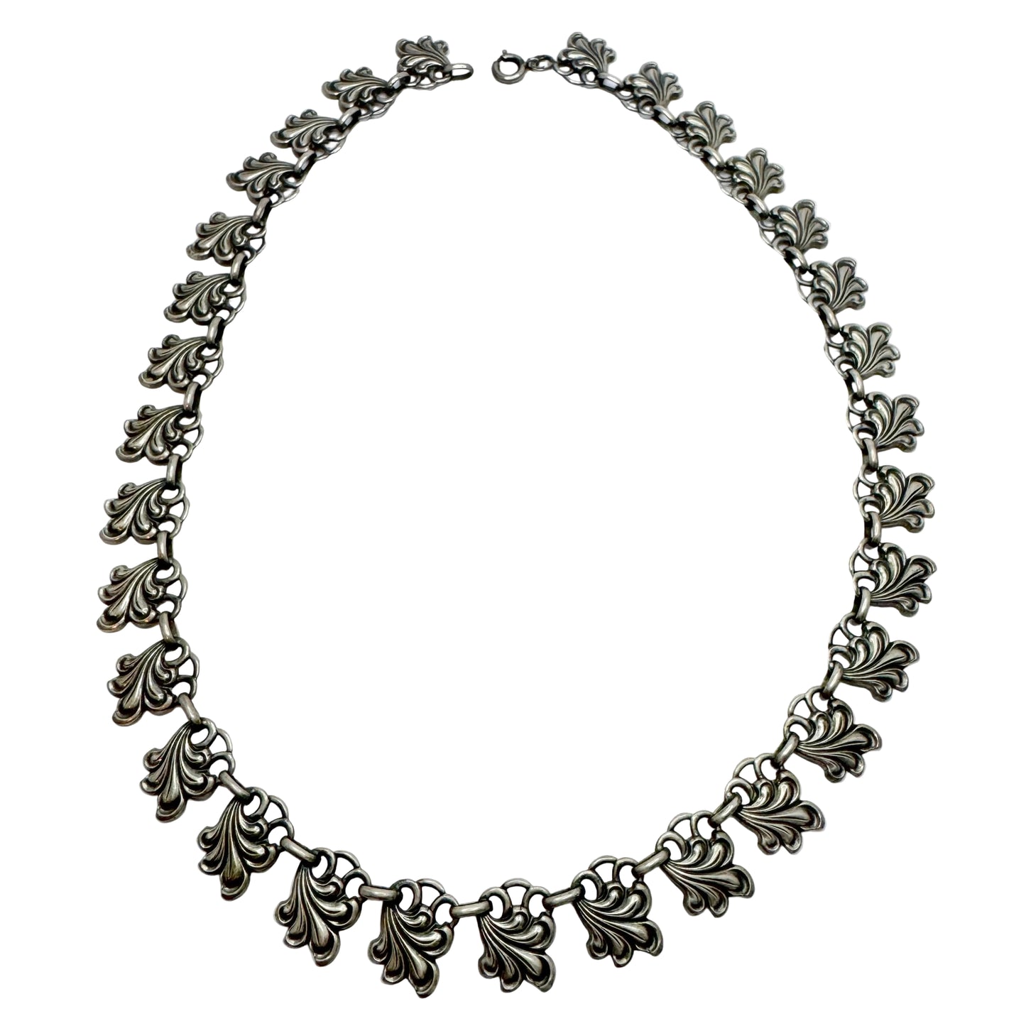 Vintage 1940-50s. Solid Silver Necklace.