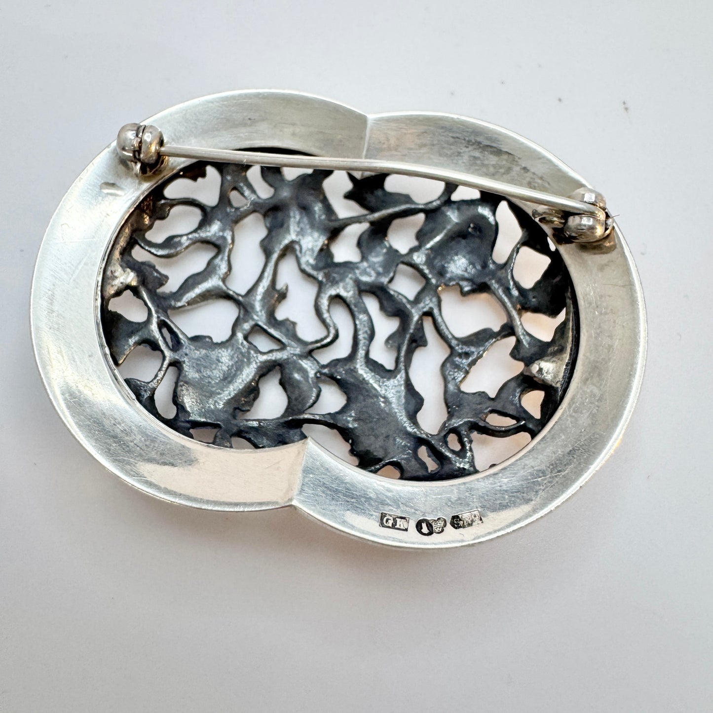 Kaplan, Stockholm Sweden 1967. Vintage Solid Silver Floral Brooch.