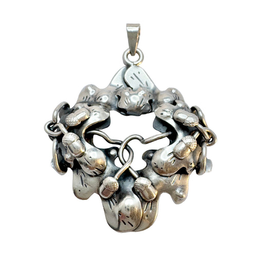 Tre-Ess I Sällström, Sweden 1948. Vintage Solid Silver Acorn Pendant.