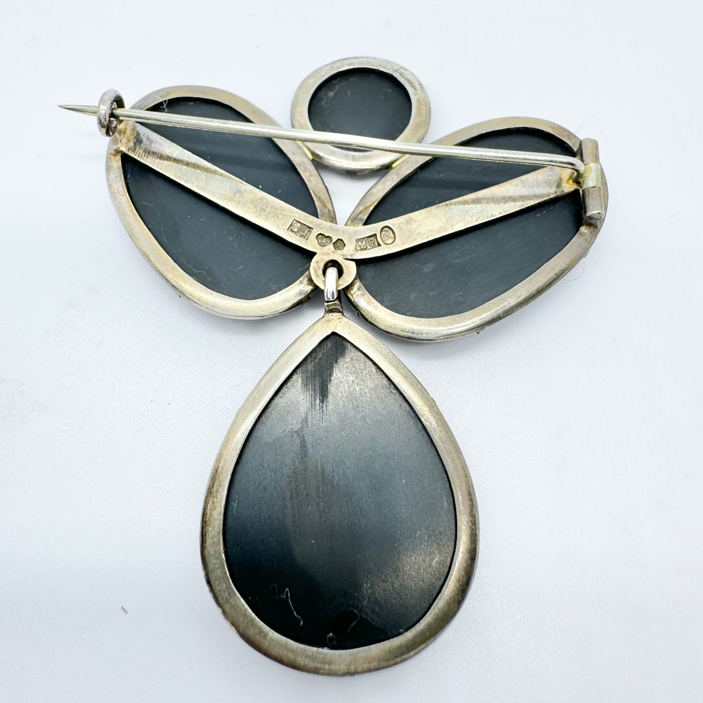 Gustaf Johansson, Sweden 1914. Antique WW1-era Solid Silver French Jet Large Mourning Brooch.