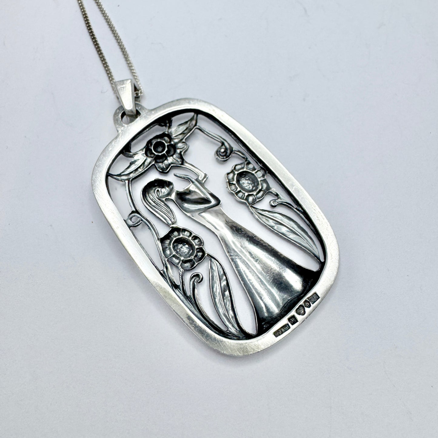 G Dahlgren, Sweden year 1950. Vintage Sterling Silver Pendant + Chain.