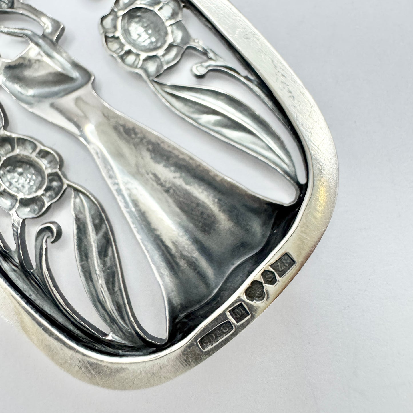 G Dahlgren, Sweden year 1950. Vintage Sterling Silver Pendant + Chain.