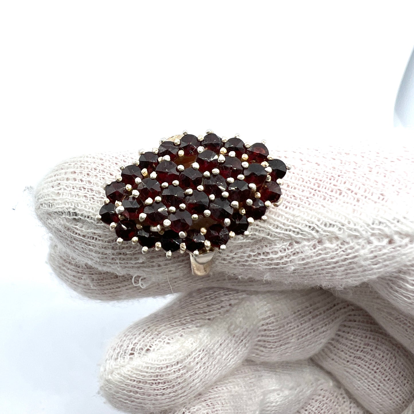 Austria c 1930-40s. Vintage 18k Silver Gold Garnet Ring.