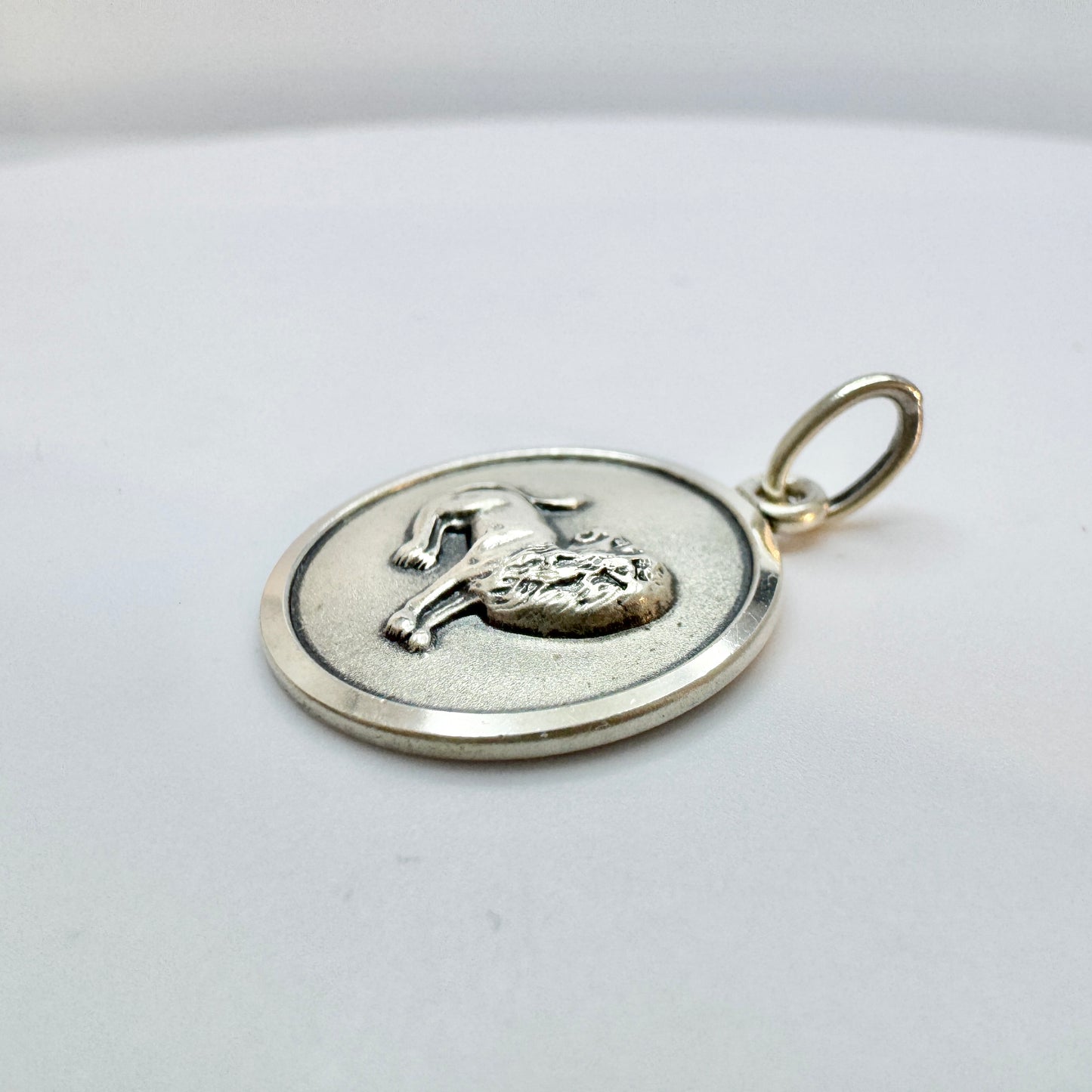 Uno A Erre, Italy 1944-68. Vintage Silver Zodiac Leo Charm Pendant.