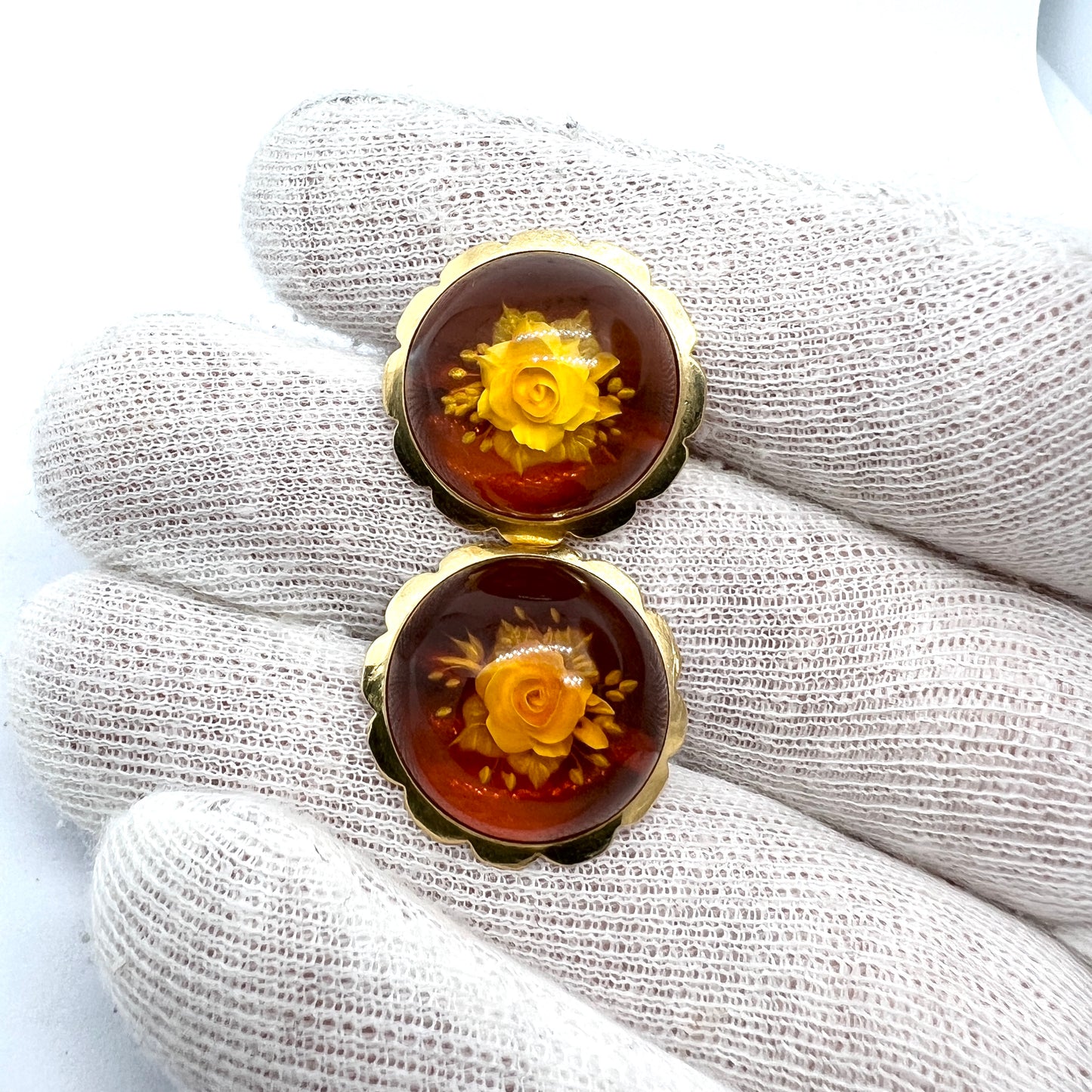 Italy Vintage Mid-Century 18k Gold Reverse Carved Rose Intaglio Molded Amber Earrings.