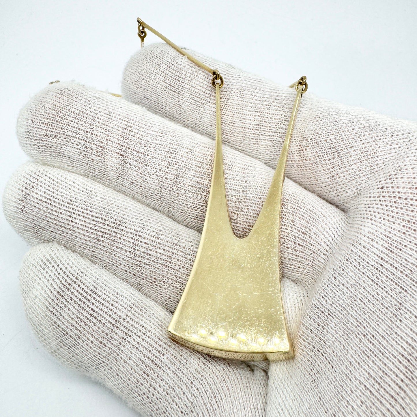 Ole Lynggaard, Denmark 1960-70s. Vintage 14k Gold Pendant Necklace.