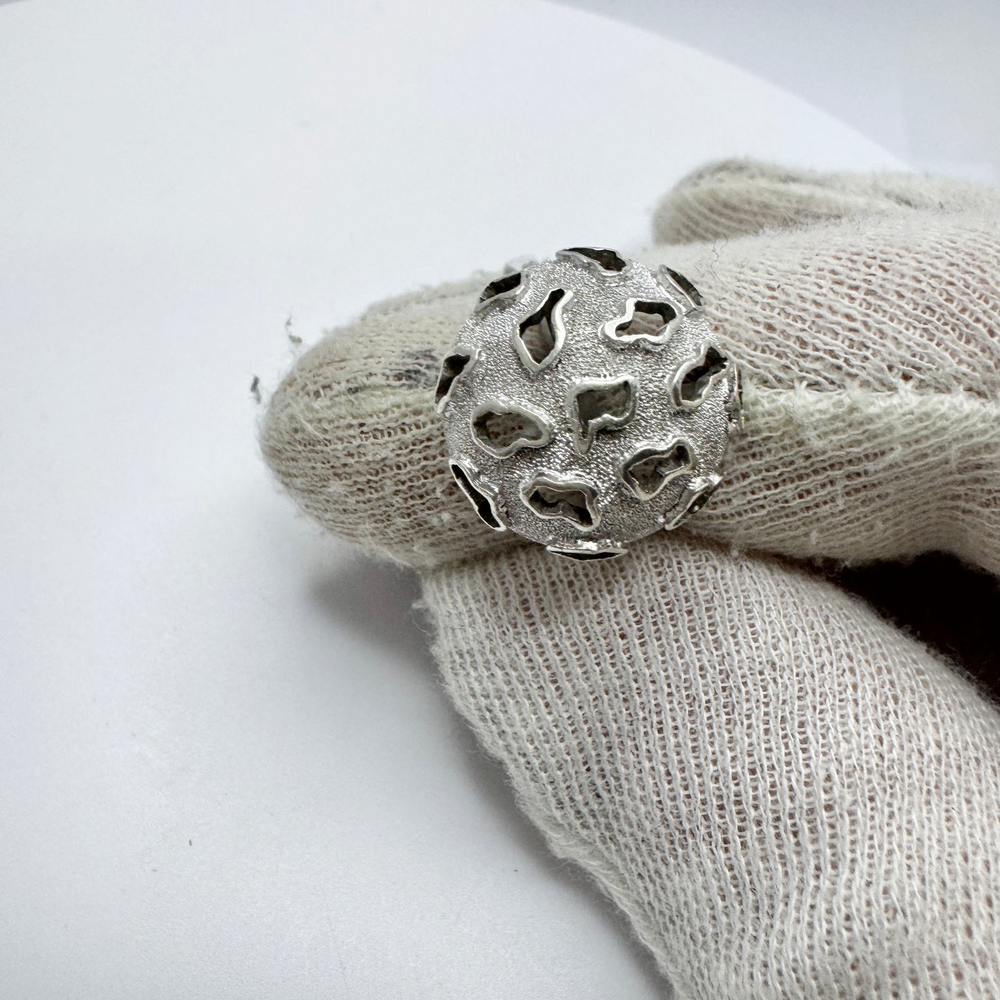 Vintage ca 1970 Sterling Silver Moon Surface? RIng