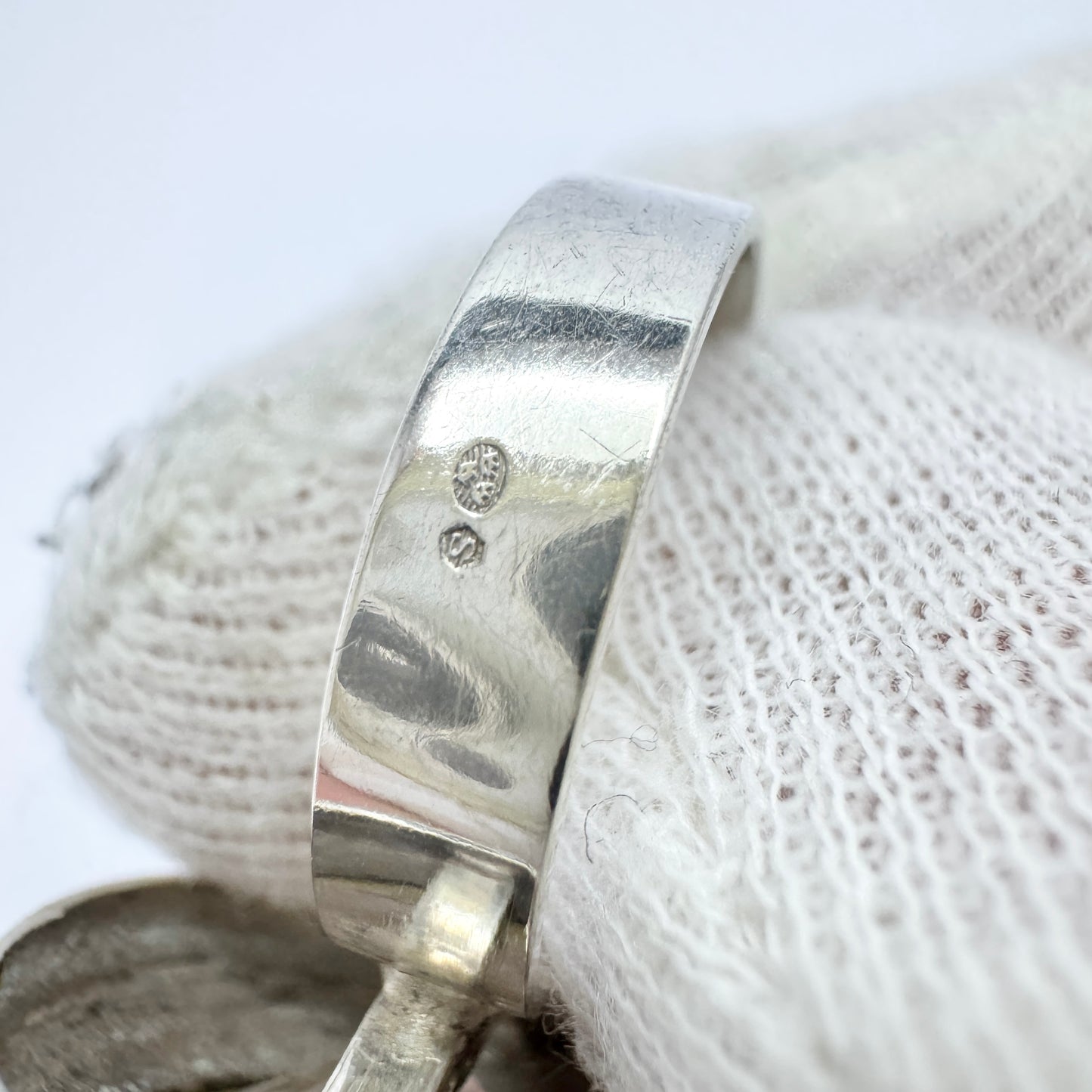 Vintage 1960-70s. Solid Silver Rock Crystal Ring.