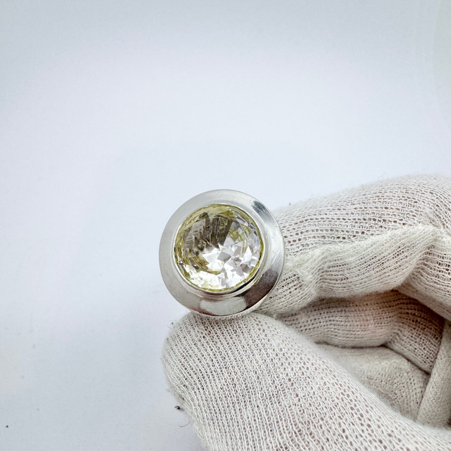 Vintage 1960-70s. Solid Silver Rock Crystal Ring.