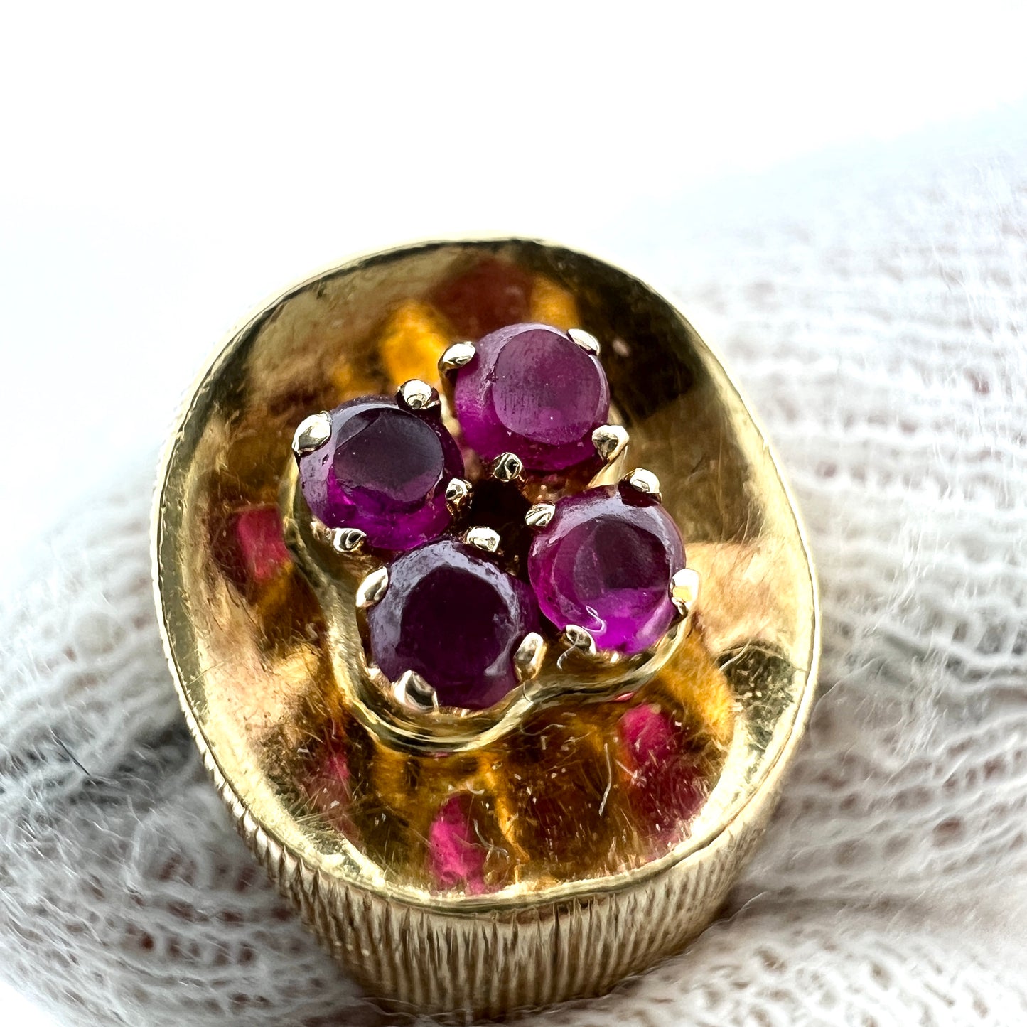 GARAVELLI ALDO, Italy c 1940s. Vintage 18k Gold Ruby Ring