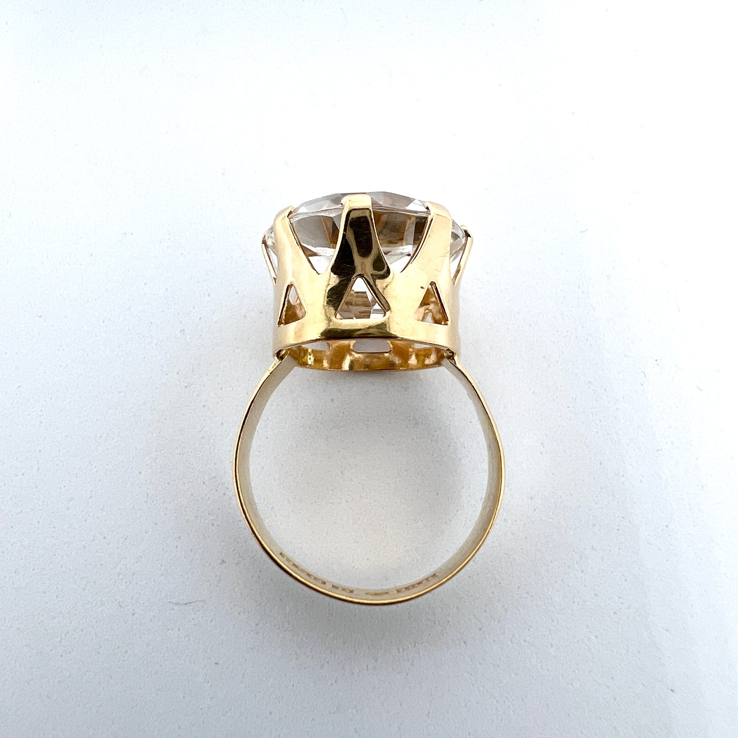 Hedbergs, Sweden 1960s Vintage Modernist 18k Gold Rock Crystal Ring.