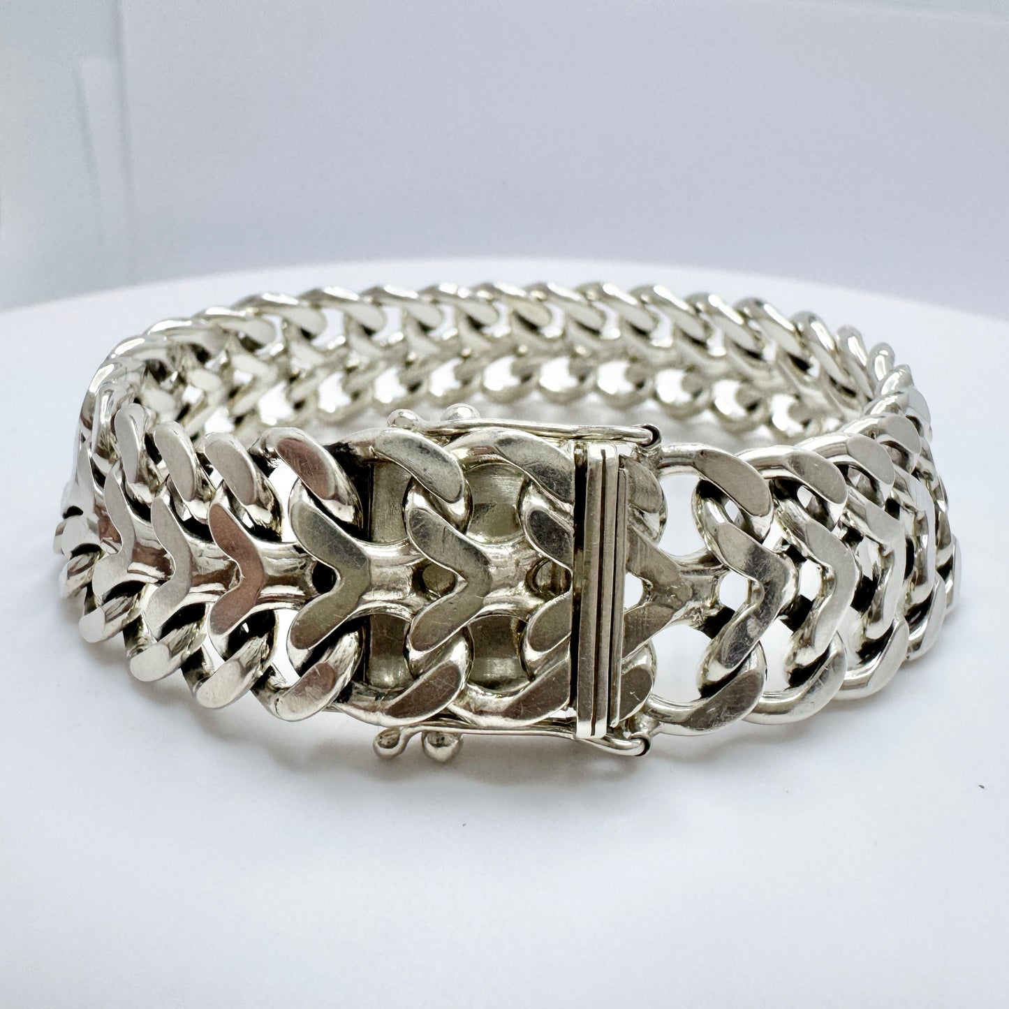 Jo-Ans, Sweden 1975. Vintage Solid Silver X-Link Bracelet.