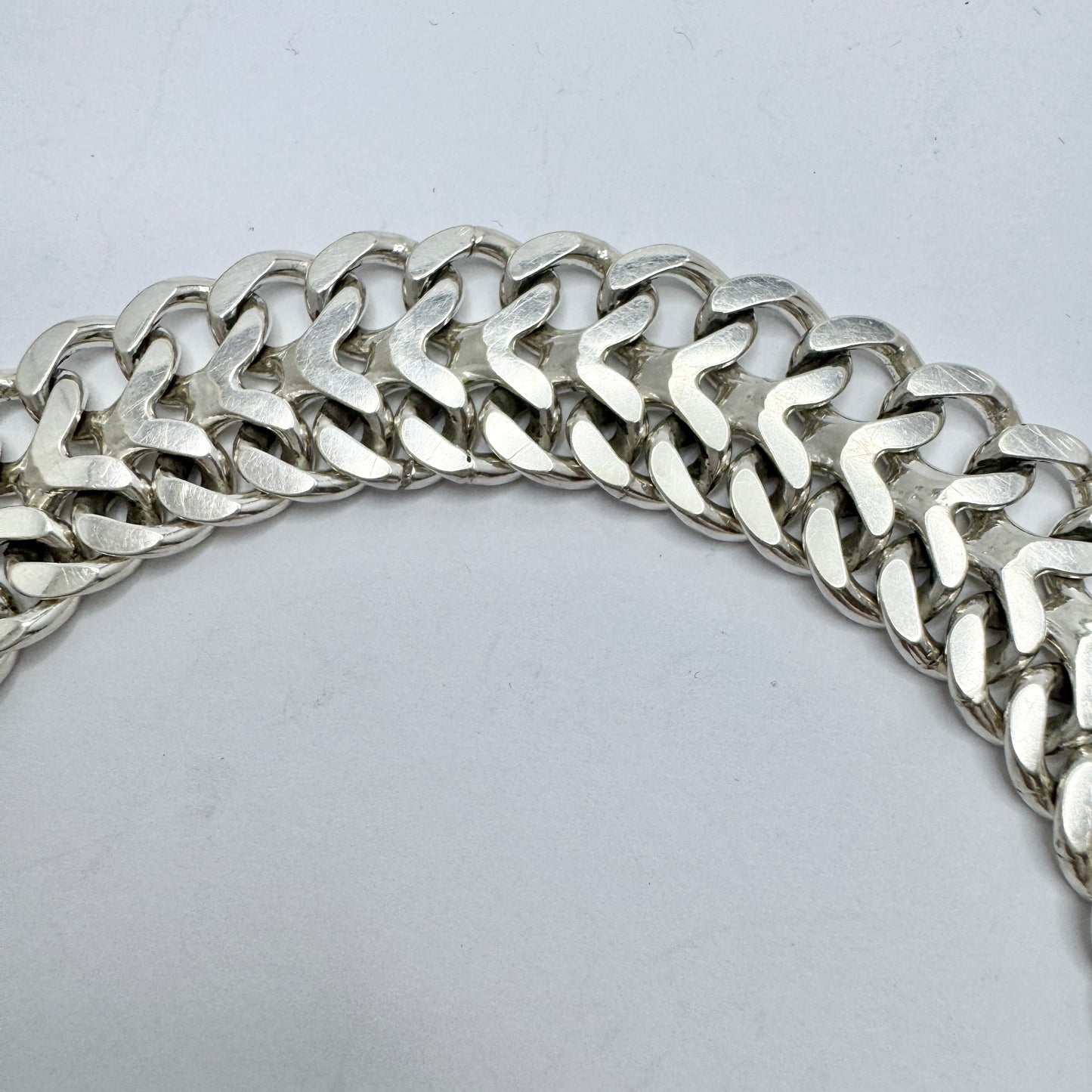 Jo-Ans, Sweden 1975. Vintage Solid Silver X-Link Bracelet.