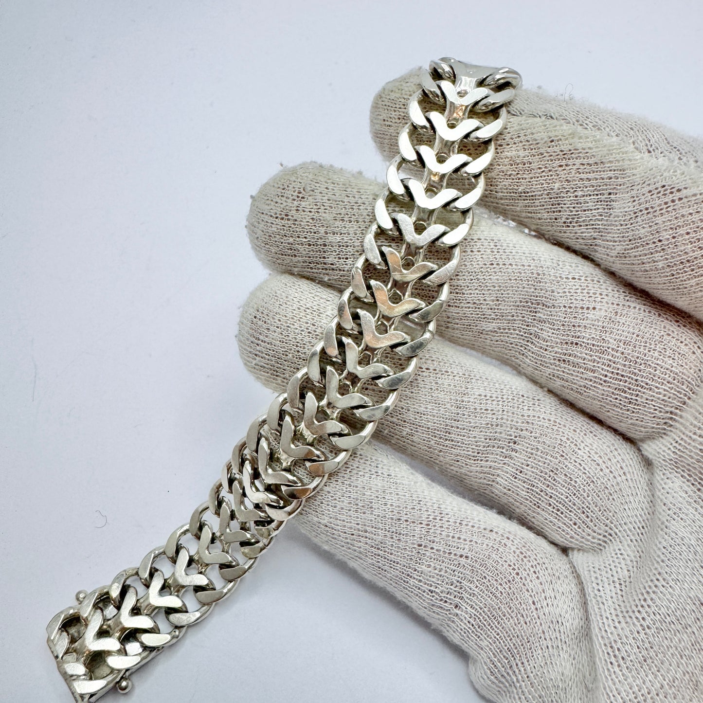 Jo-Ans, Sweden 1975. Vintage Solid Silver X-Link Bracelet.