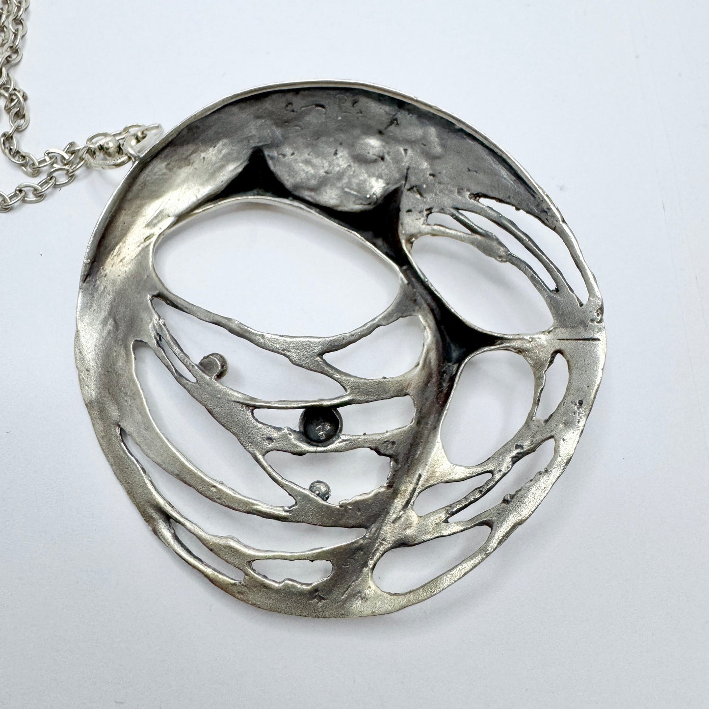 Sten & Laine, Finland 1974. Very Large Vintage Sterling Silver Spider Web Pendant Necklace.