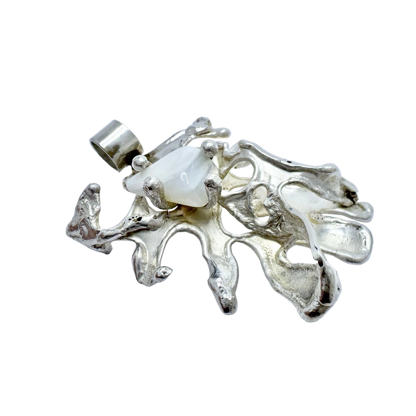 Vintage 1970s Solid Silver Agate Pendant.