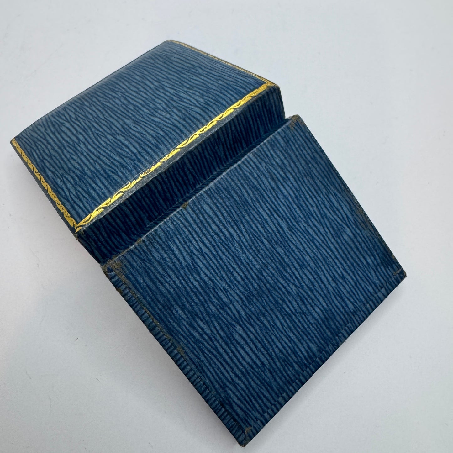 Ayre & Taylor Co Jewelers Washington. Vintage Jewelry Box