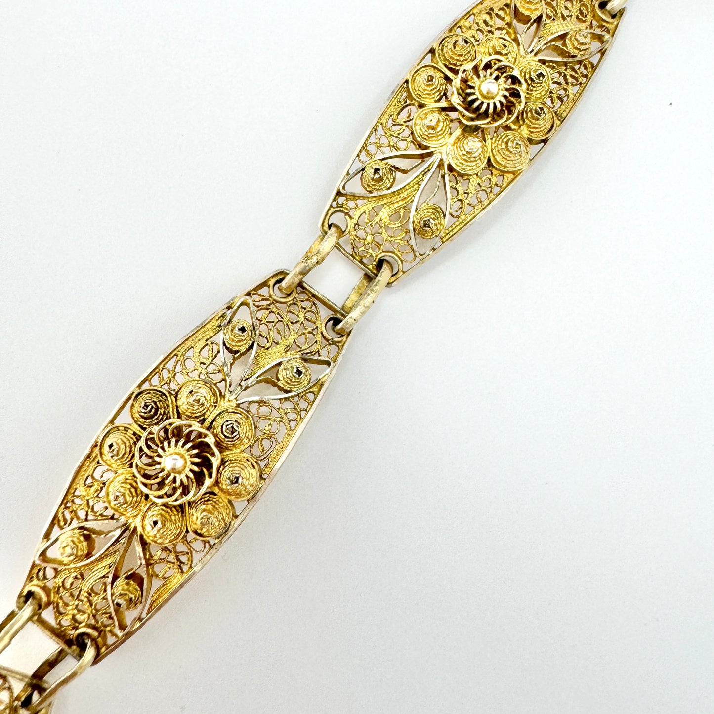 Vintage 1940-50s Gilt Solid Silver Filigree Bracelet.