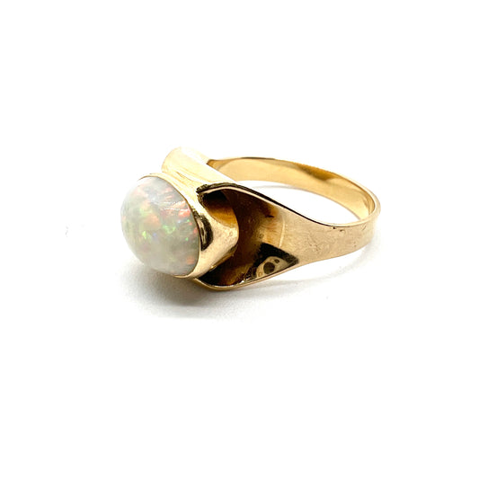 Sweden 1960-70s. Vintage 18k Gold Opal Ring.