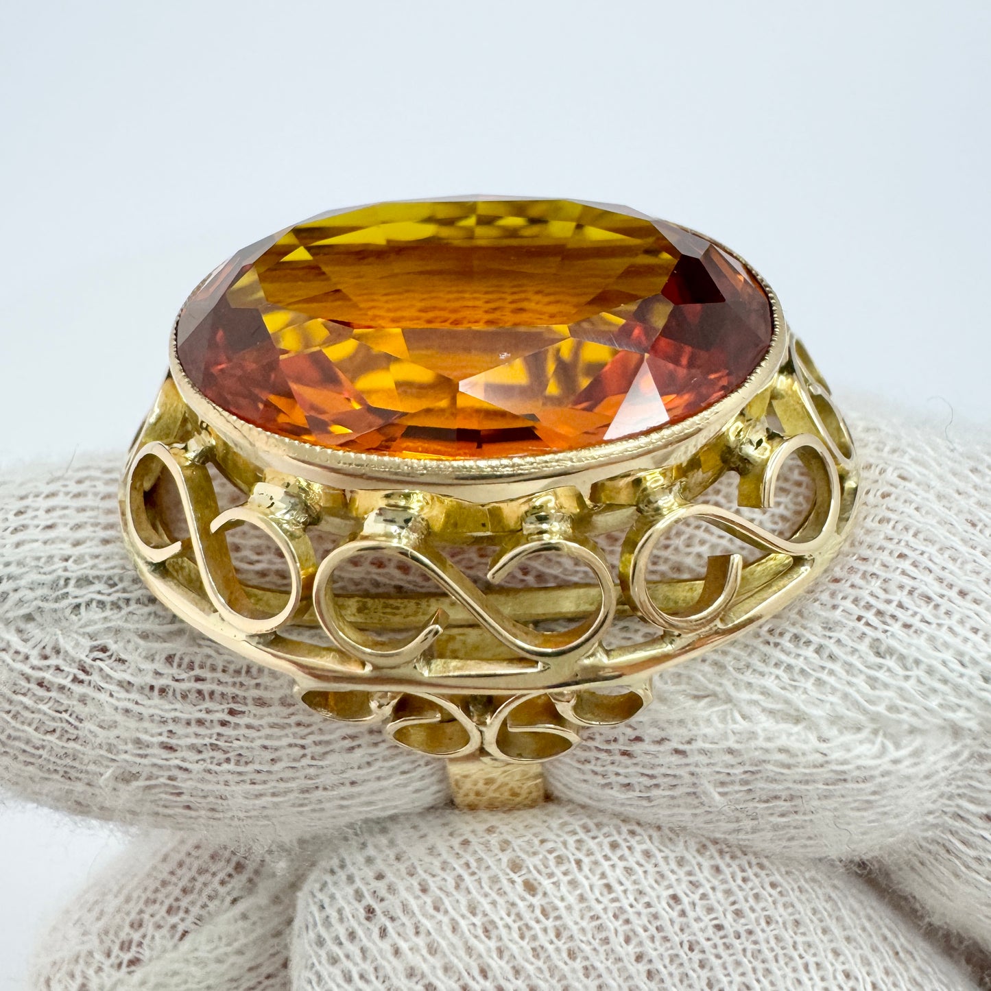 Vintage c 1950-60s. 14k Gold Intense Orange Synthetic Sapphire Cocktail Ring. 14.3 gram