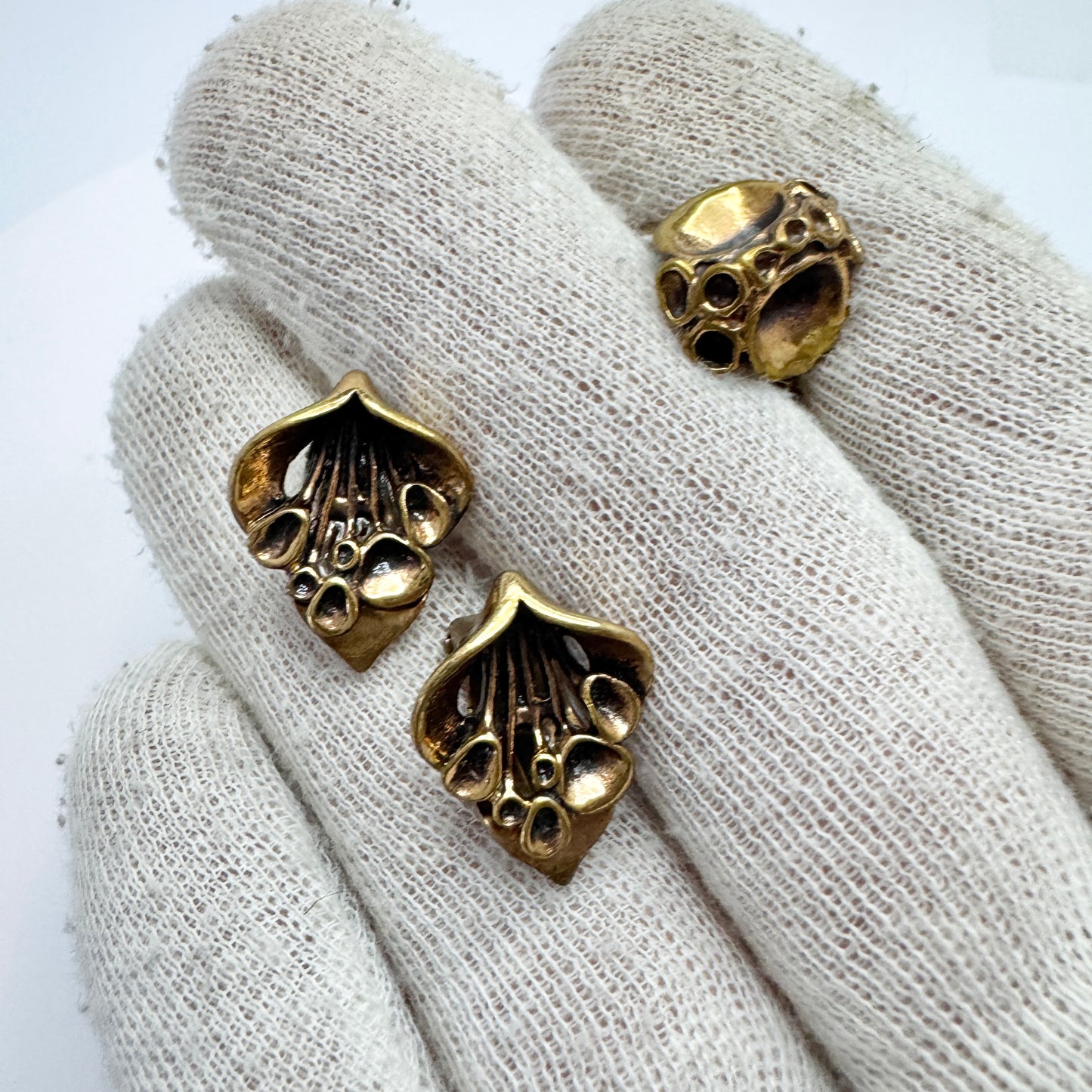 Finland 1970s. Vintage Reindeer Moss Design Bronze Ring + Earrings.