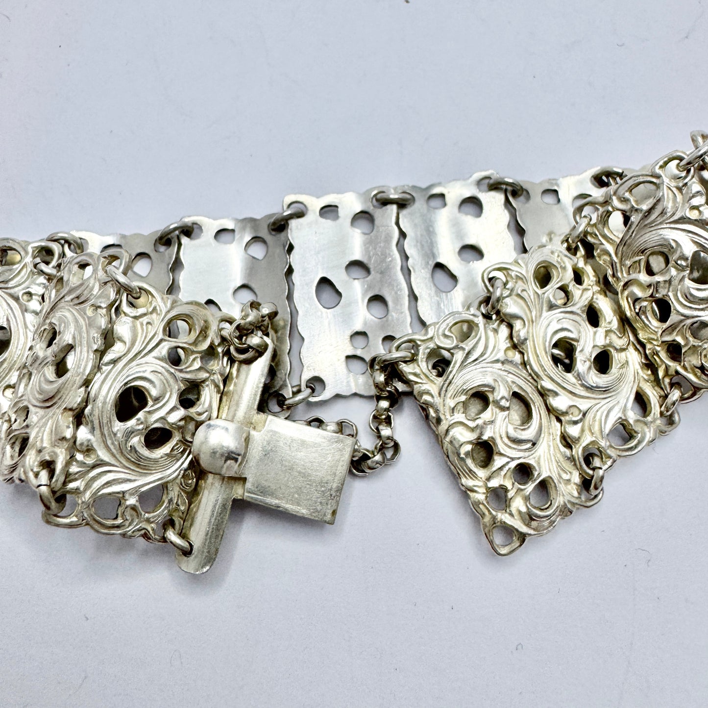 Vintage 1940-50s. Solid Silver Openwork Panel Bracelet.
