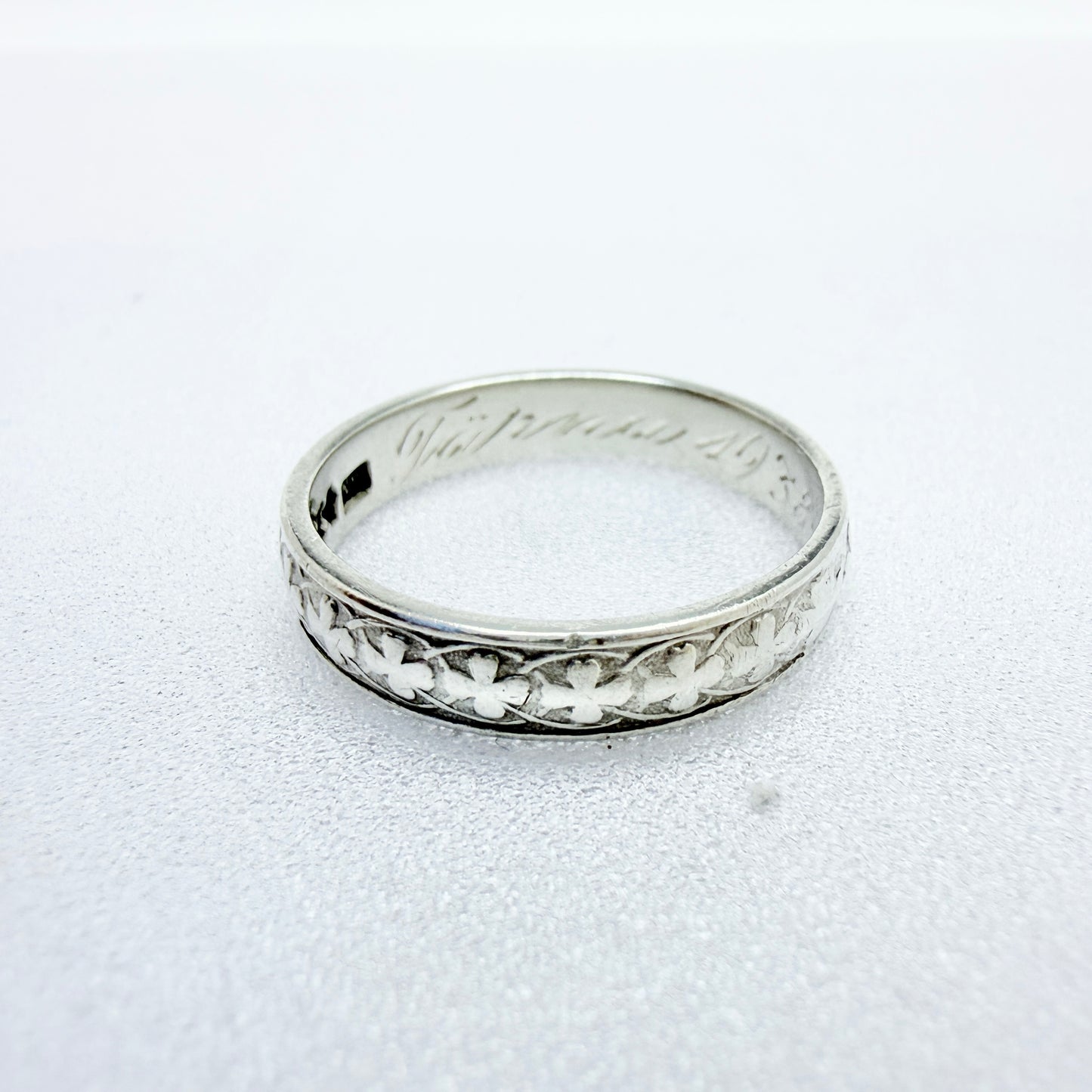 John Lindgren, Sweden 1939. Vintage Solid Silver Cross Band Men's Ring.