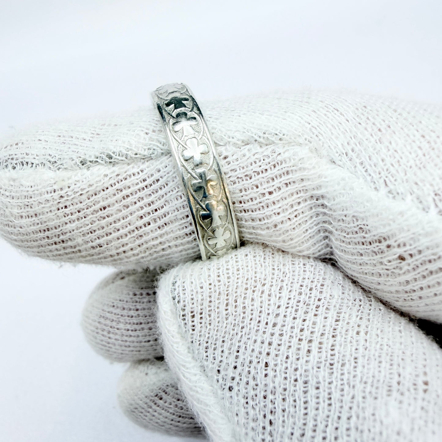 John Lindgren, Sweden 1939. Vintage Solid Silver Cross Band Men's Ring.