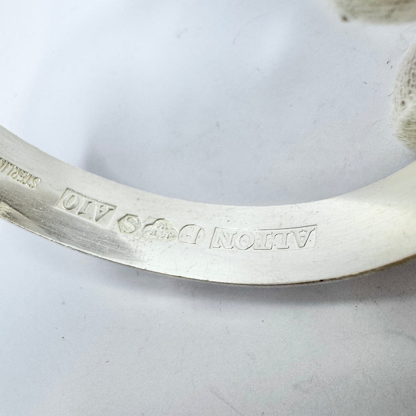 Per Dåvik for Alton, Sweden 1975, Vintage Sterling Silver Amethyst Hinged Bangle Bracelet.