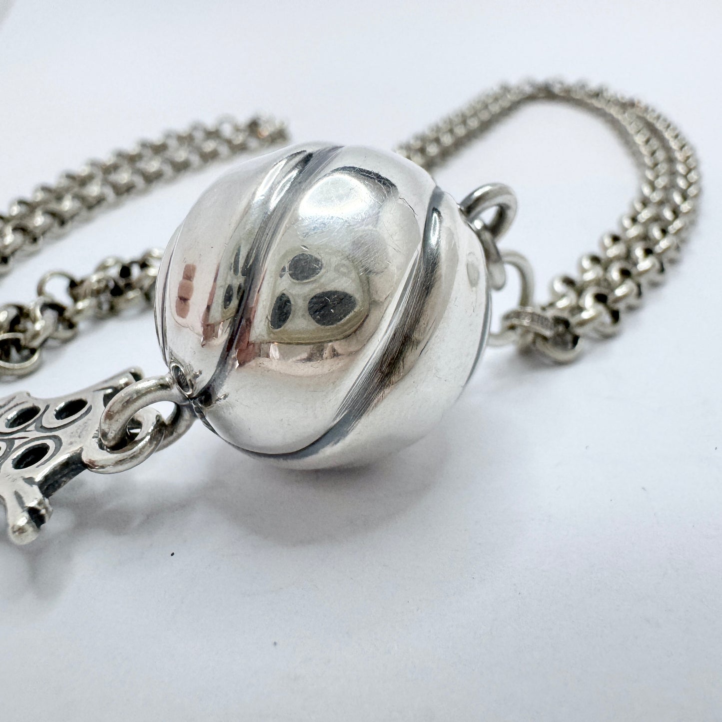 Kalevala Koru, Finland. Vintage Sterling Silver Pendant Necklace.