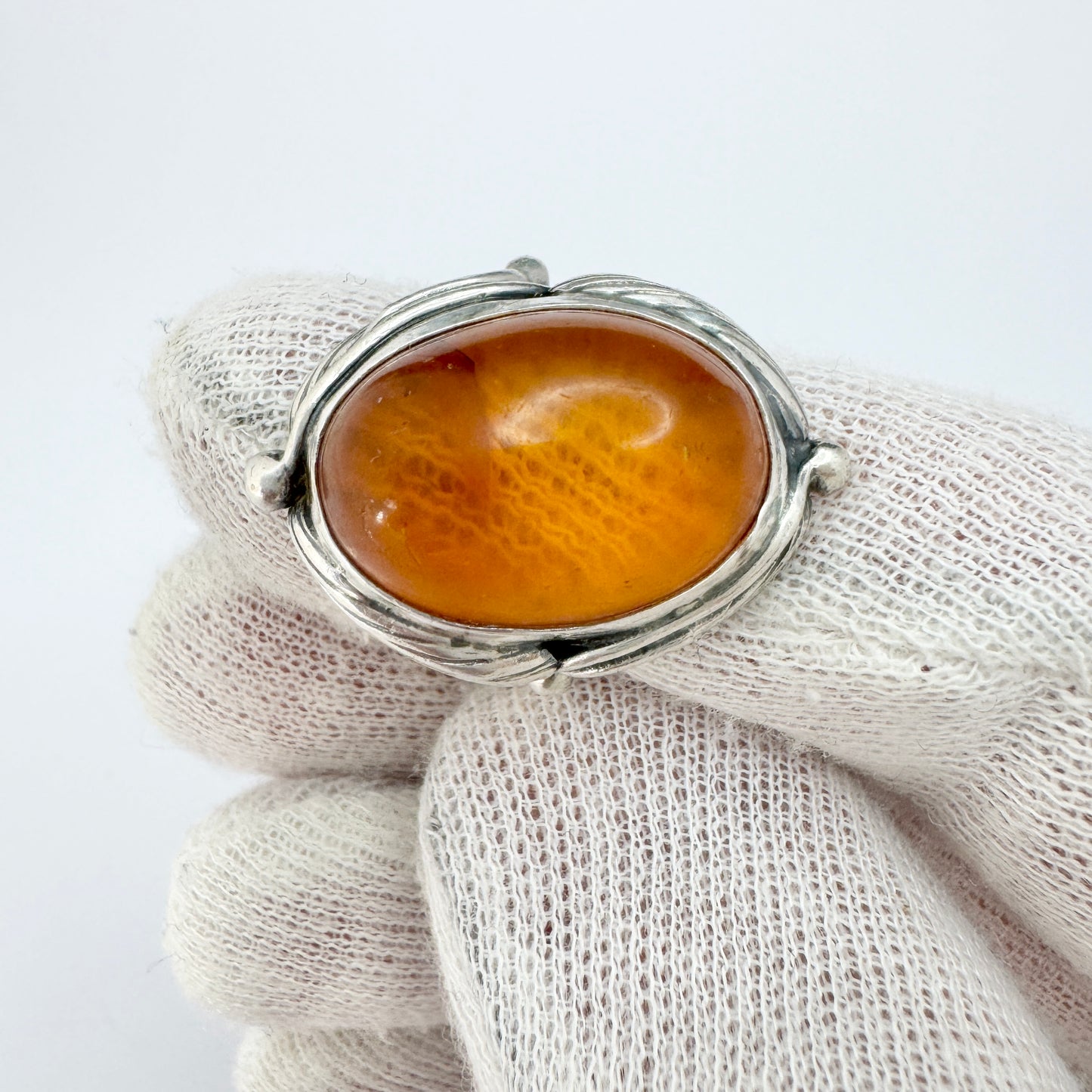 Eastern Europe. Vintage 875 Silver Amber Ring.