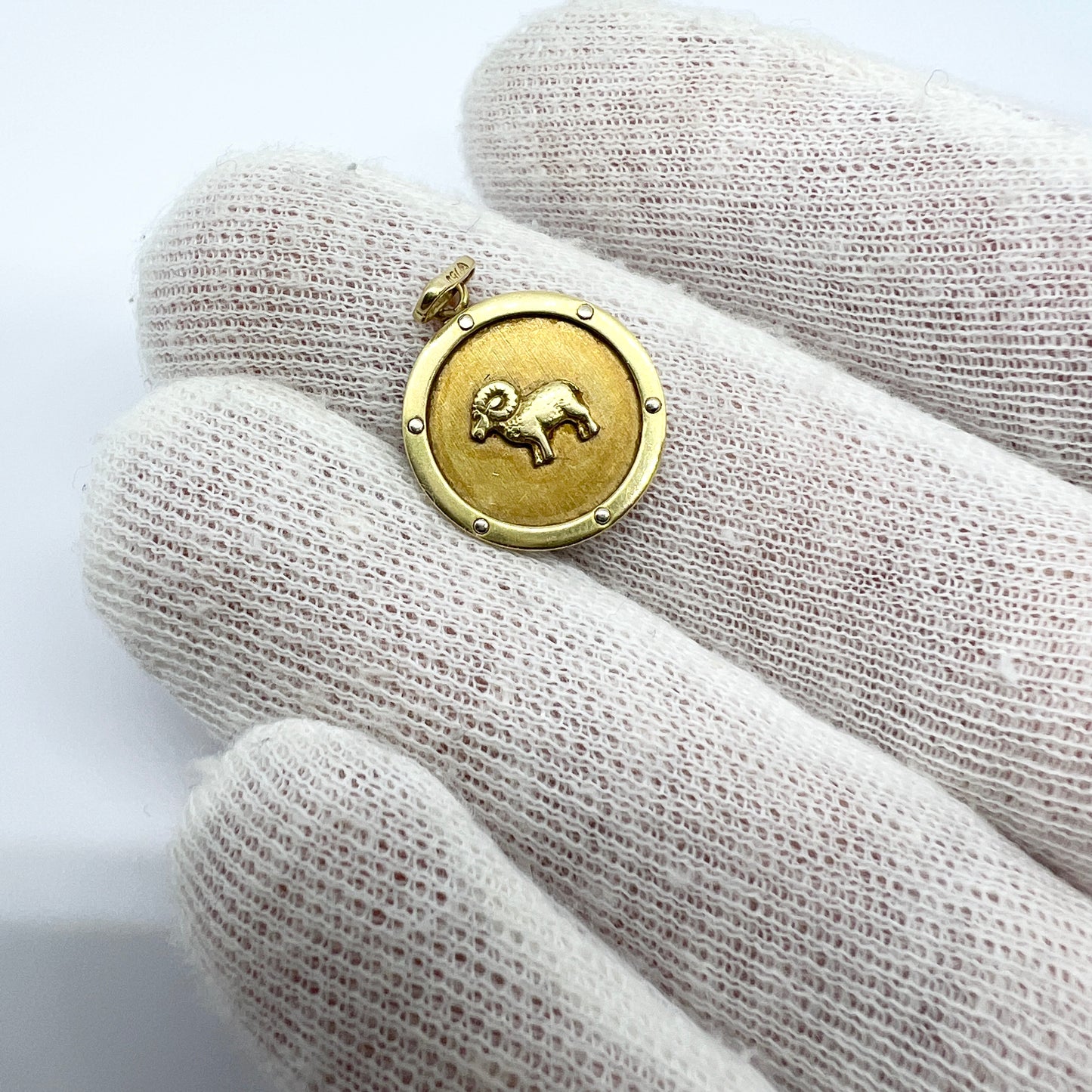Vintage 18k Gold Zodiac Aries Charm or Small Pendant.