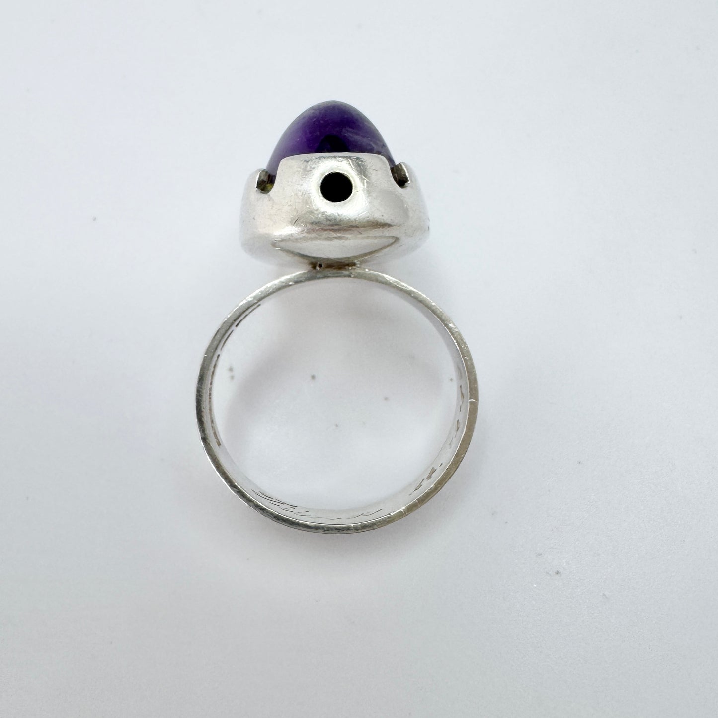 Martti Viikinniemi, Finland 1966. Vintage Solid Silver Amethyst Ring.