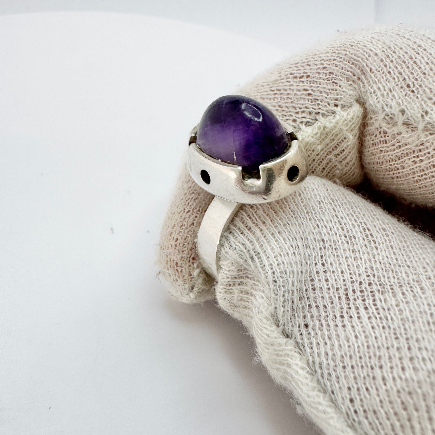 Martti Viikinniemi, Finland 1966. Vintage Solid Silver Amethyst Ring.